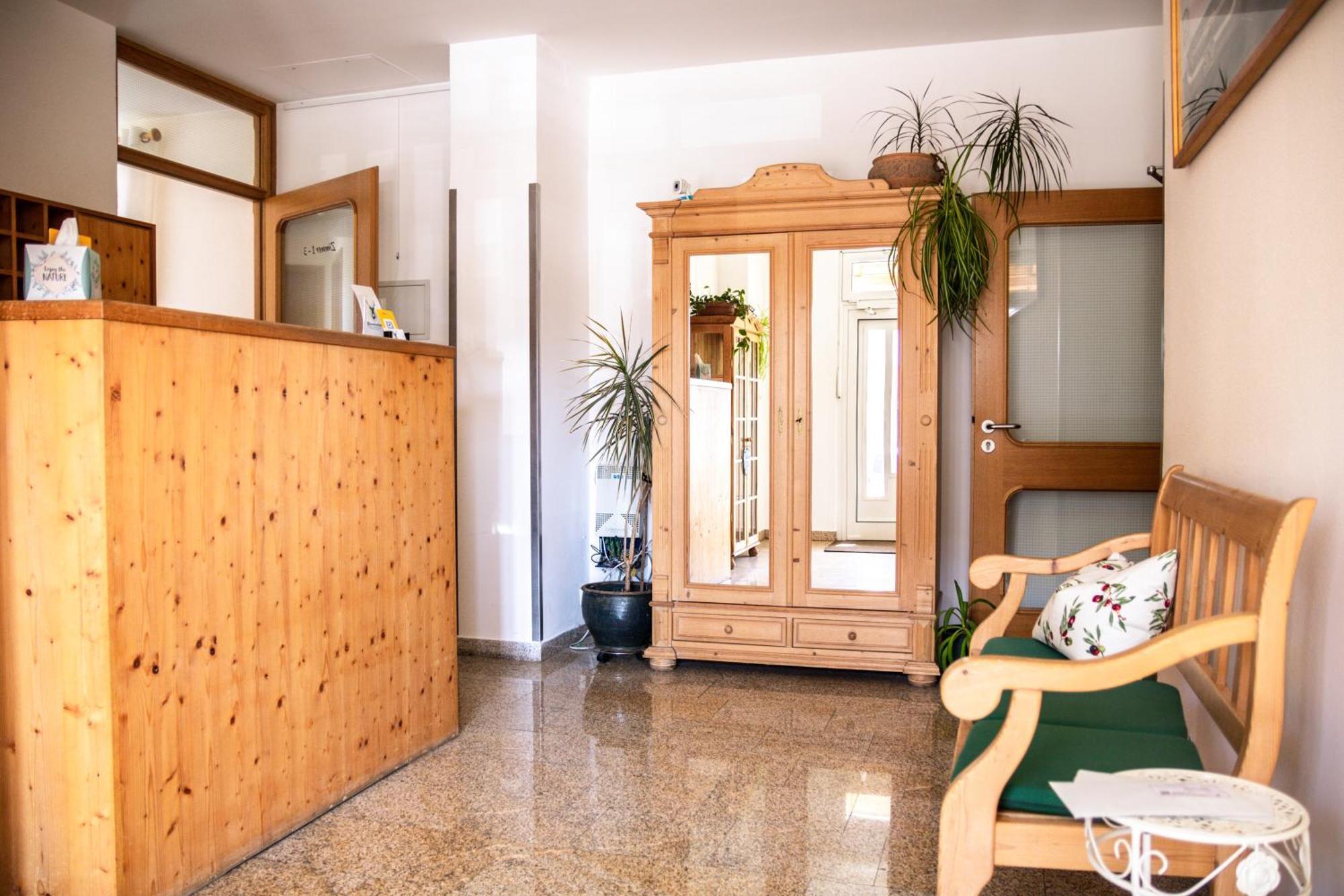 Wuermtalhof Pension & Wirtshaus München Eksteriør billede